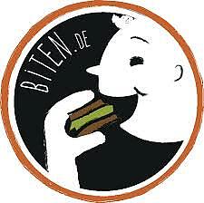 Das Bild zeigt das Logo von BITEN: Eine stilisierte, lächelnde Figur, die in ein belegtes Brot beißt, mit dem Schriftzug BITEN.DE auf schwarzem Hintergrund.